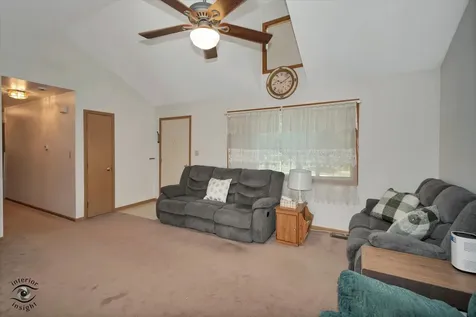 930 Meadowbrook Road Elwood IL 60421