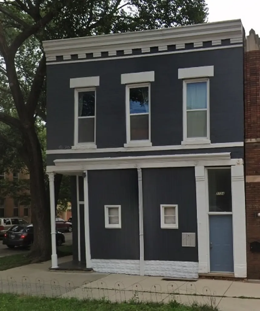 2724 West Chicago Avenue Chicago IL 60622