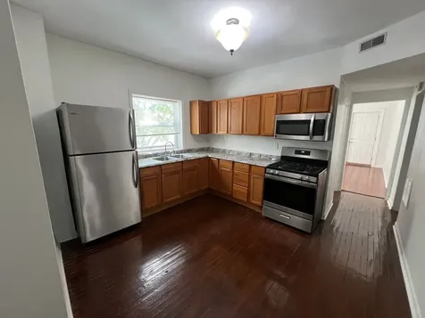 2724 West Chicago Avenue Chicago IL 60622