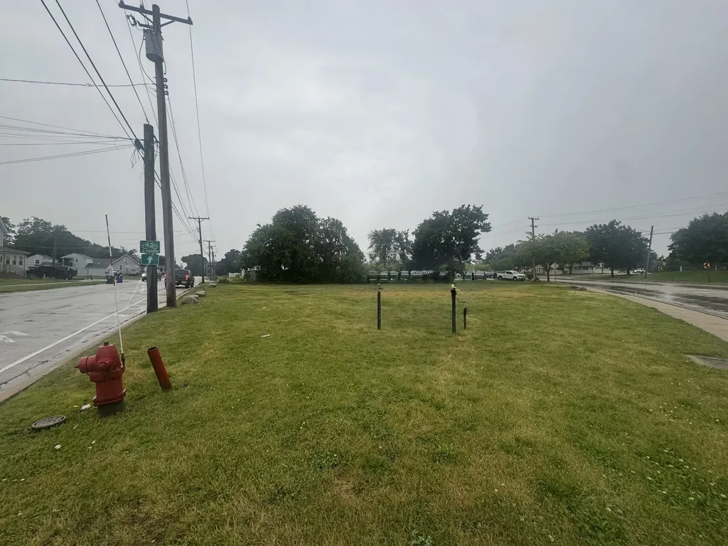15 Hill Avenue Aurora IL 60505