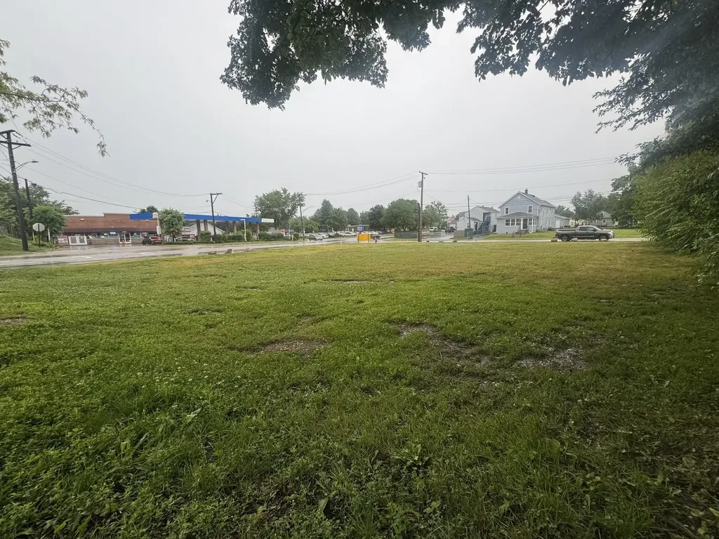 15 Hill Avenue Aurora IL 60505