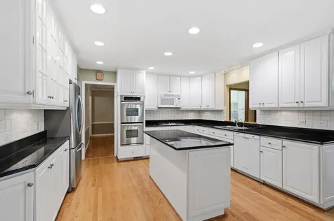 700 South Drive Burr Ridge IL 60527