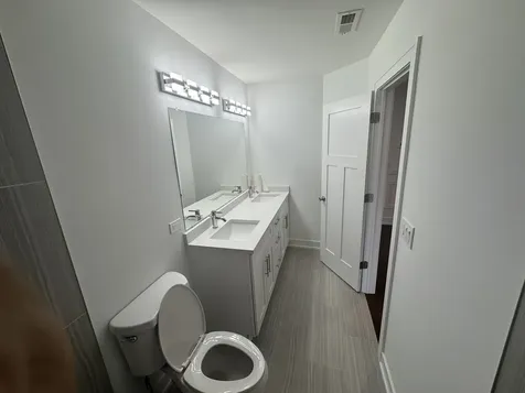 6939 West 95th Place Oak Lawn IL 60453