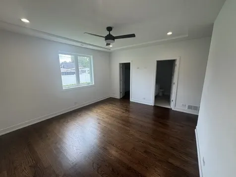 6939 West 95th Place Oak Lawn IL 60453