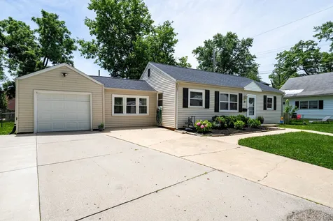 20 University Court Normal IL 61761