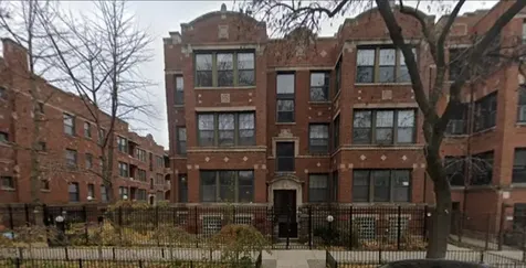 1124 West Pratt Boulevard Chicago IL 60626