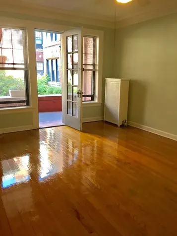1124 West Pratt Boulevard Chicago IL 60626
