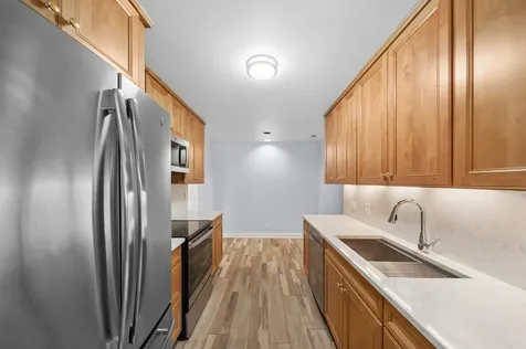 3070 Pheasant Creek Drive Northbrook IL 60062