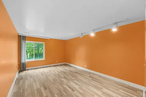 3070 Pheasant Creek Drive Northbrook IL 60062