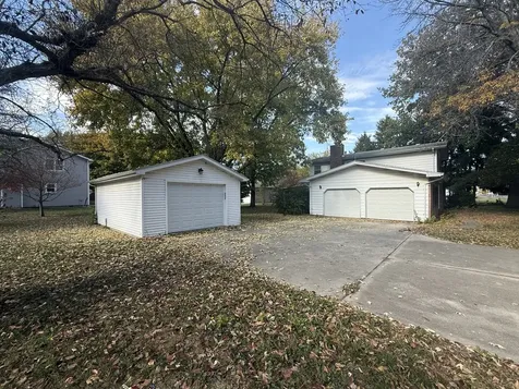 203 South Whitehead Street Tolono IL 61880