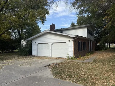 203 South Whitehead Street Tolono IL 61880