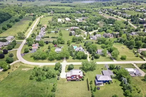 8507 Country Shire Lane Spring Grove IL 60081