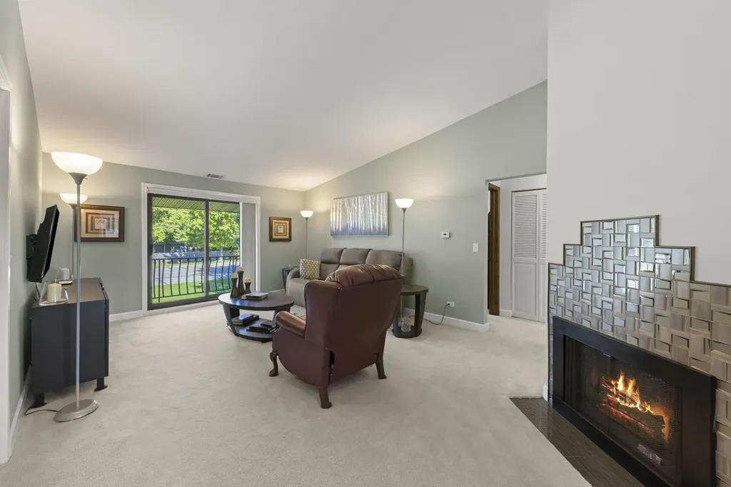 1714 South Washington Street Naperville IL 60565