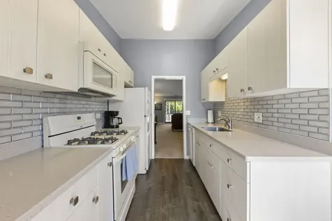 1714 South Washington Street Naperville IL 60565