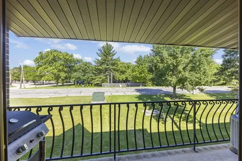 1714 South Washington Street Naperville IL 60565