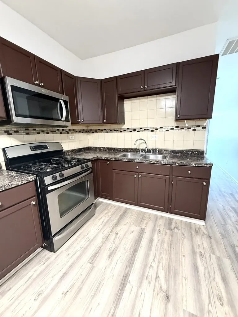 4226 West Ogden Avenue Chicago IL 60623