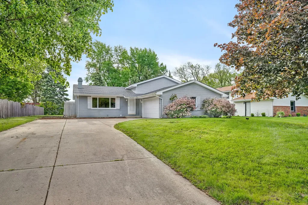 24253 South Edwin Drive Channahon IL 60410