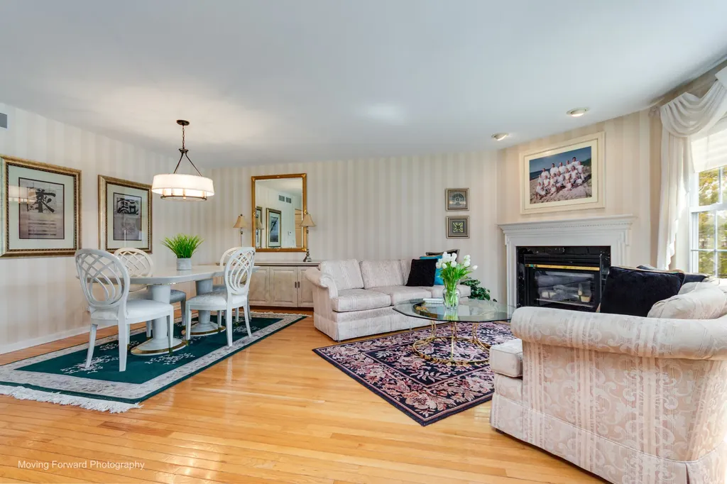 2737 Cameron Court Darien IL 60561
