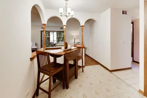 6430 West Belle Plaine Avenue Chicago IL 60634