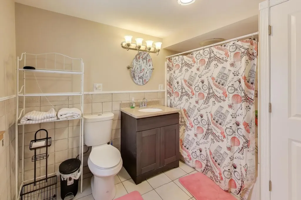 29 South Iowa Avenue Addison IL 60101