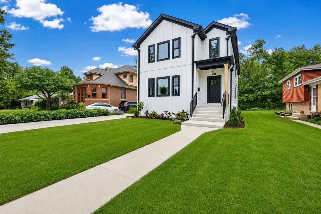 218 North Park Avenue Lombard IL 60148