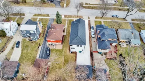 218 North Park Avenue Lombard IL 60148