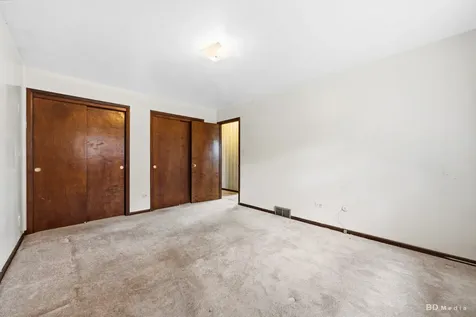 9304 Meade Avenue Oak Lawn IL 60453