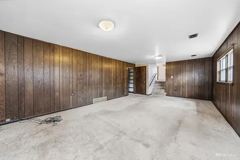 9304 Meade Avenue Oak Lawn IL 60453