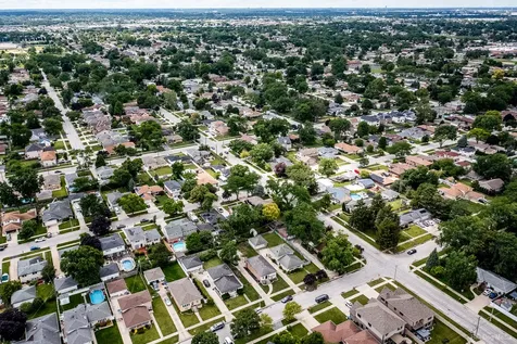 9304 Meade Avenue Oak Lawn IL 60453