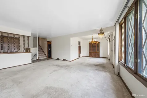9304 Meade Avenue Oak Lawn IL 60453
