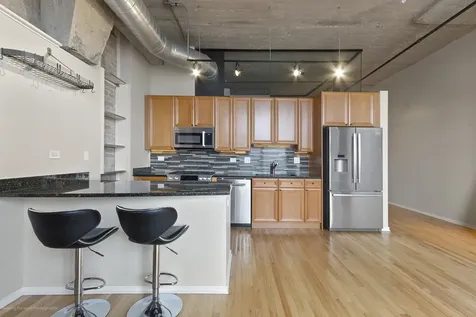 900 North Kingsbury Street Chicago IL 60610