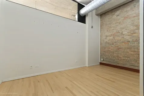 900 North Kingsbury Street Chicago IL 60610