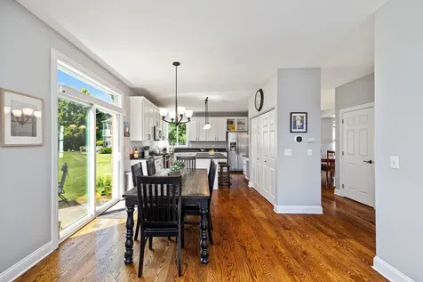 1214 Ridgewood Court Vernon Hills IL 60061
