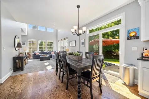 1214 Ridgewood Court Vernon Hills IL 60061