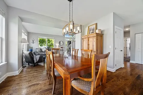 1214 Ridgewood Court Vernon Hills IL 60061