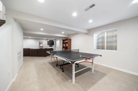 1214 Ridgewood Court Vernon Hills IL 60061
