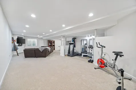 1214 Ridgewood Court Vernon Hills IL 60061