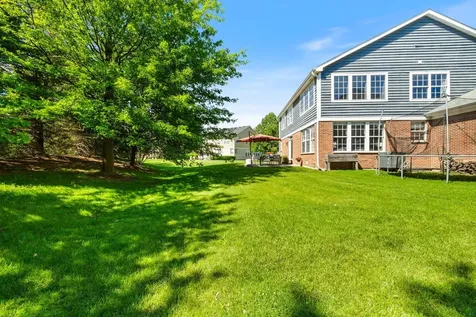 1214 Ridgewood Court Vernon Hills IL 60061