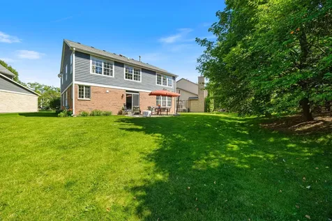 1214 Ridgewood Court Vernon Hills IL 60061