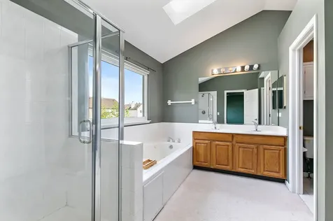 349 Hampton Court Crystal Lake IL 60012