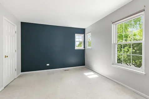 349 Hampton Court Crystal Lake IL 60012