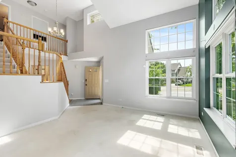 349 Hampton Court Crystal Lake IL 60012