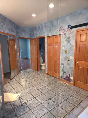 2 Echowood Drive Algonquin IL 60102