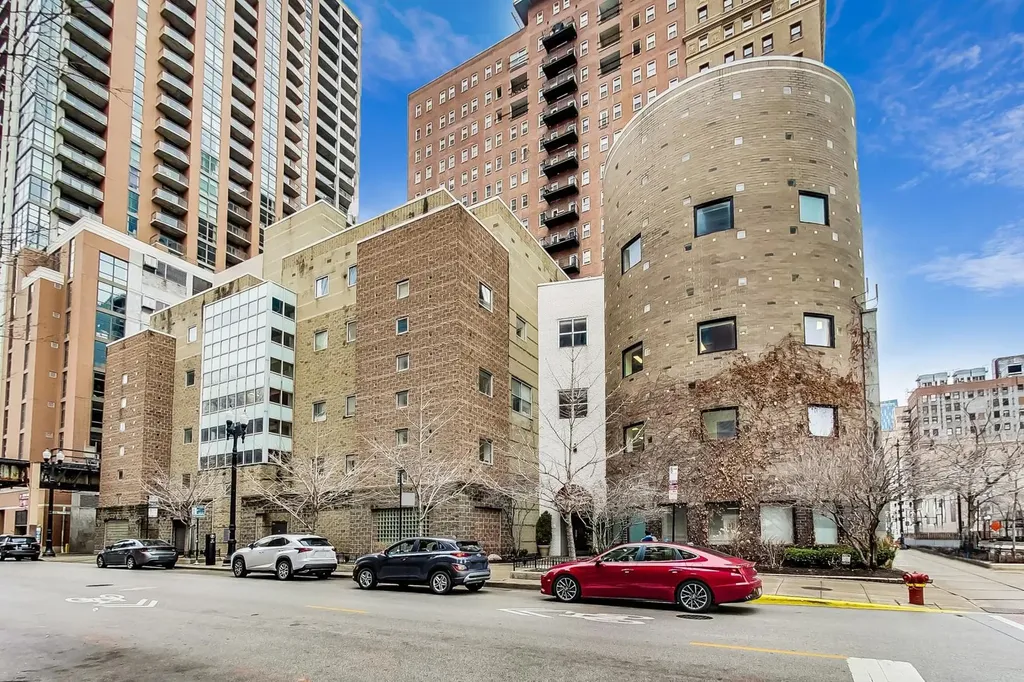 40 East 9th Street Chicago IL 60605