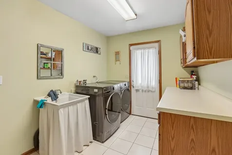 1164 Liberty Avenue Cary IL 60013