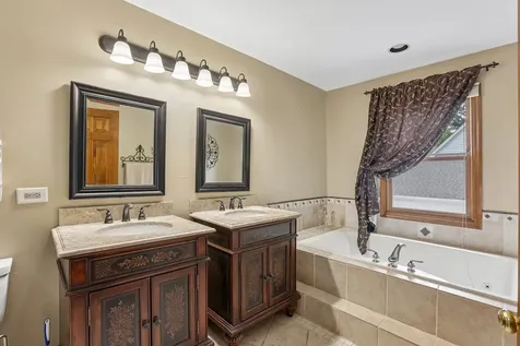 1164 Liberty Avenue Cary IL 60013