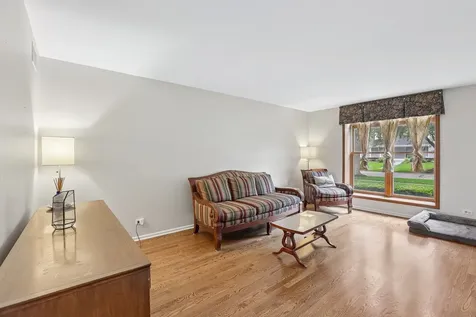 1164 Liberty Avenue Cary IL 60013