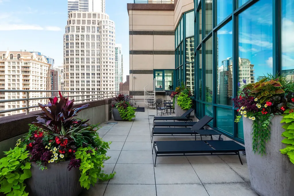 100 East Huron Street Chicago IL 60611