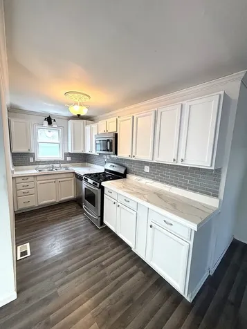 518 North Hugh Street Plano IL 60545