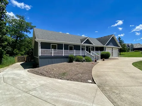 1126 South Eagle Chase Drive Seneca IL 61360